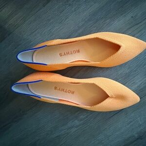 Rothy’s The Point in Orange Tangerine Flats Shoes Tortoise Shell Bottom size 6.5